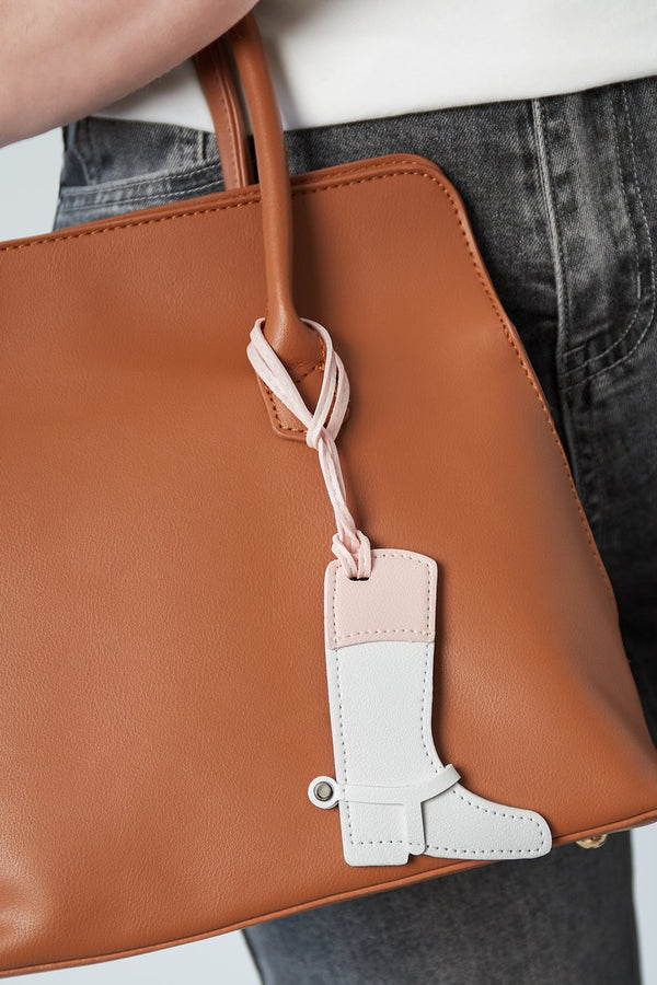 Bag charm - boot offwhite/pink