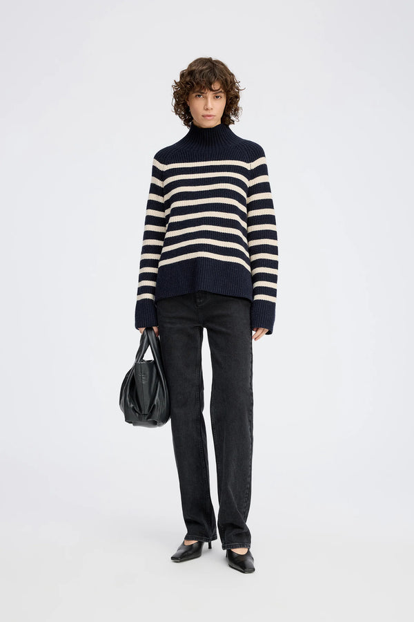 Arissa knit Navy