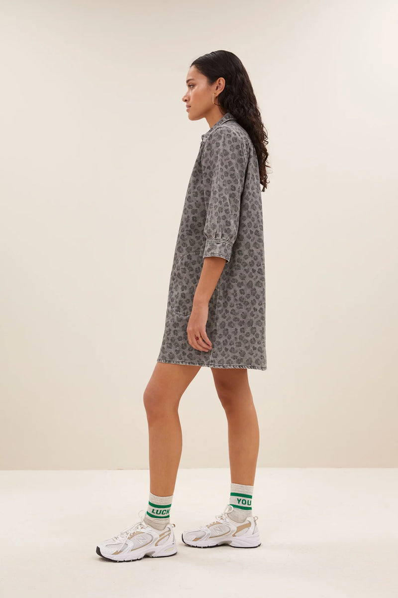 Flynth grey Cheetah dress