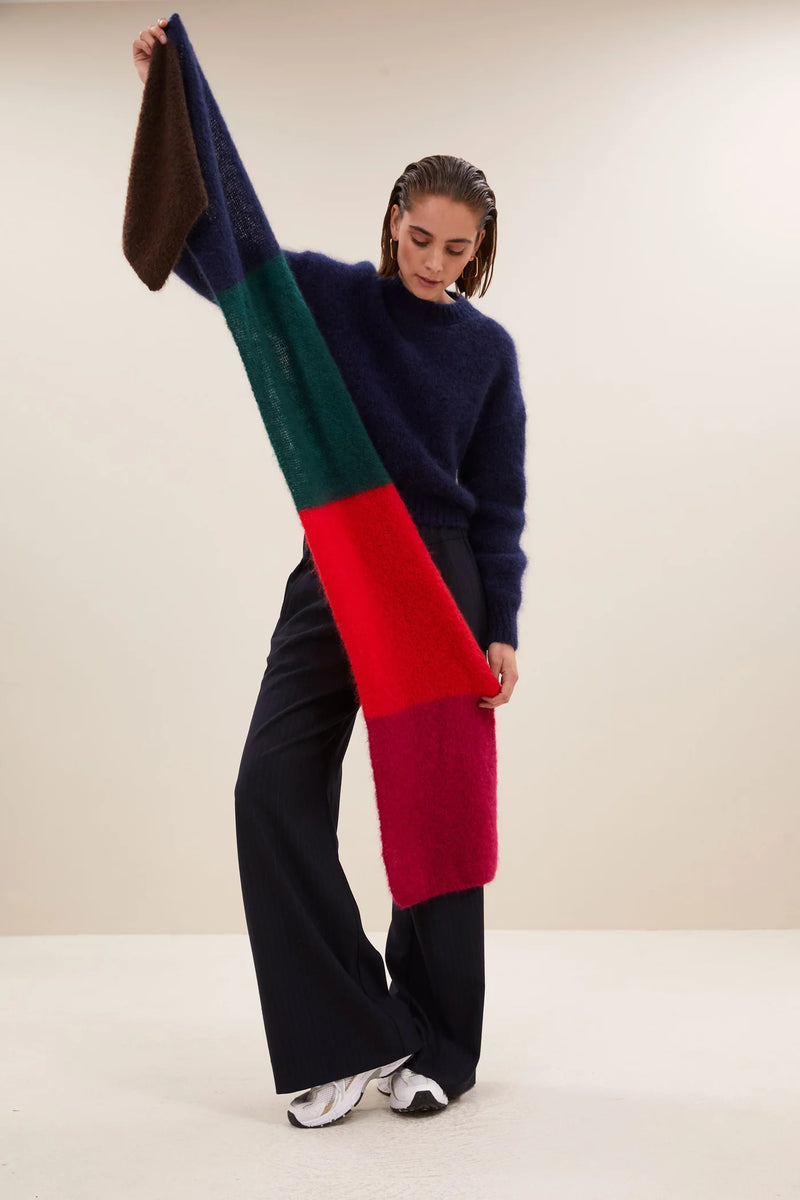 Leah striped scarf