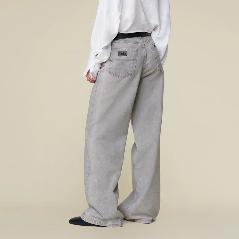 Skater loose Grey snow