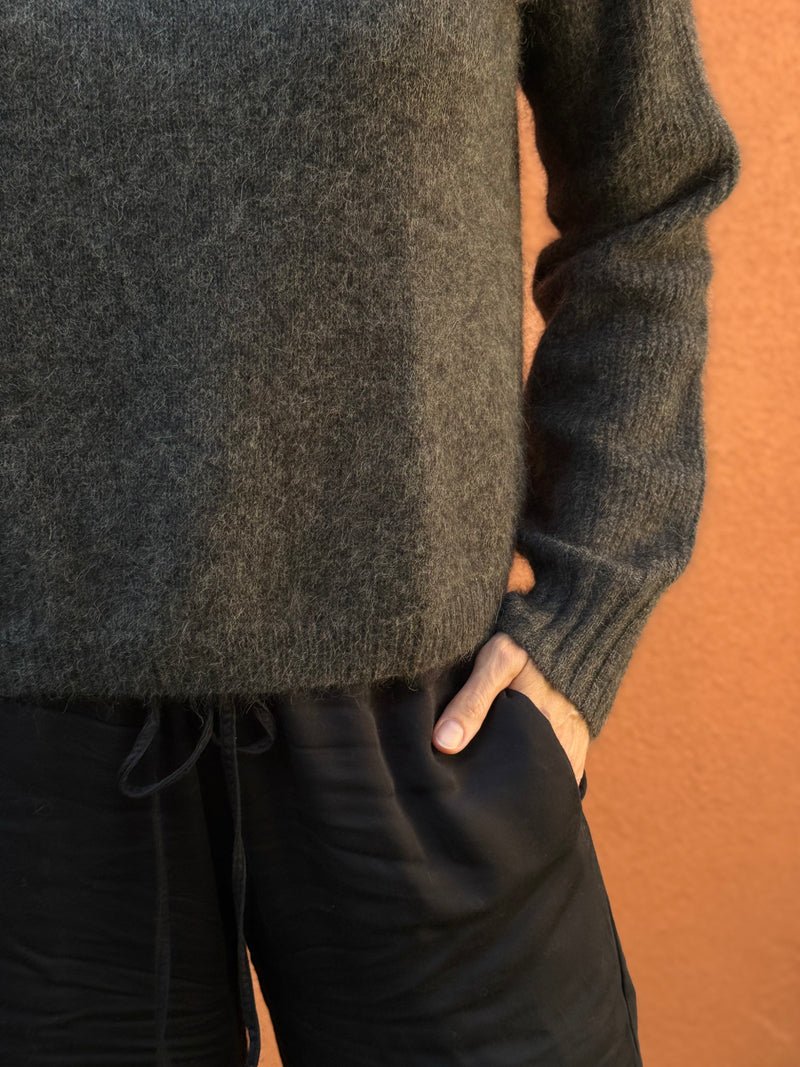 Magnolia - Dark Grey Mélange