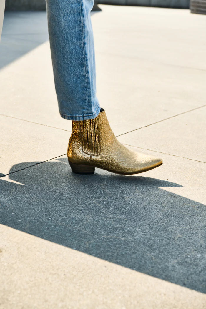 Bailey metallic Gold