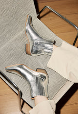 Bailey metallic Silver
