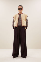 Gio sleeveless jacket wine