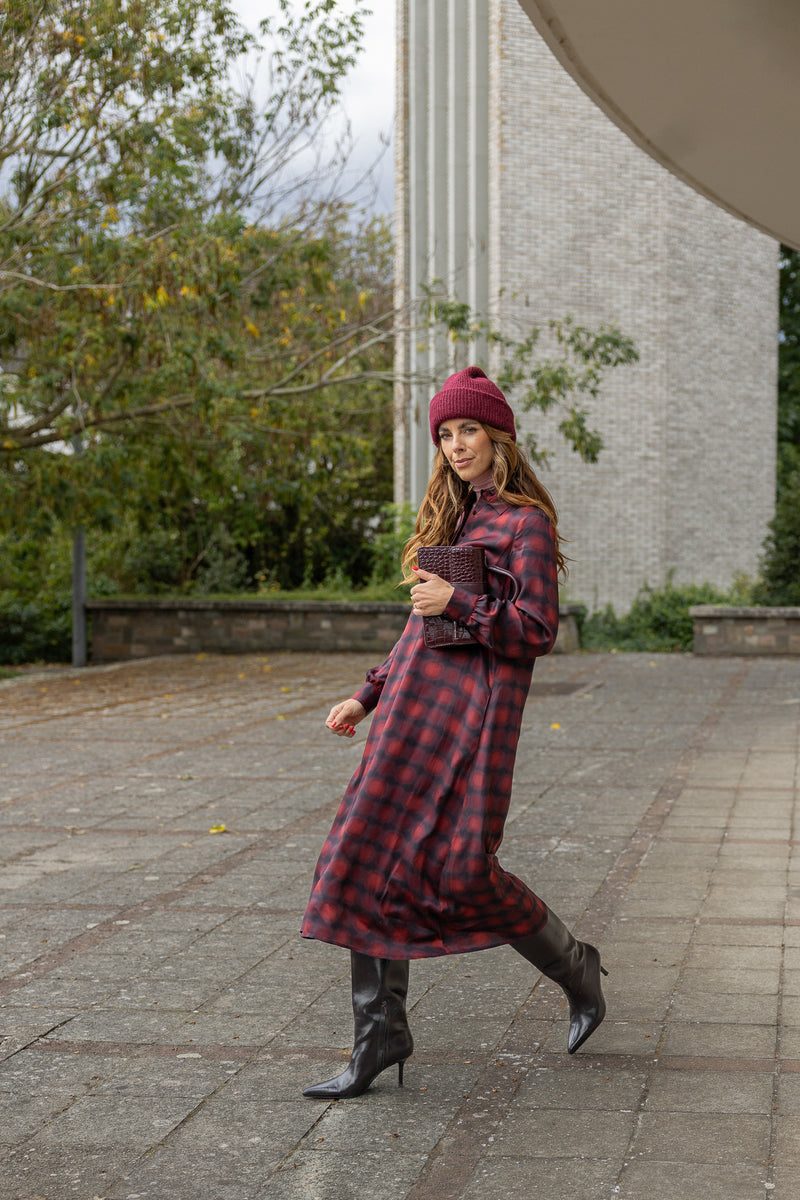 Polly Jean dress Burgundy blur